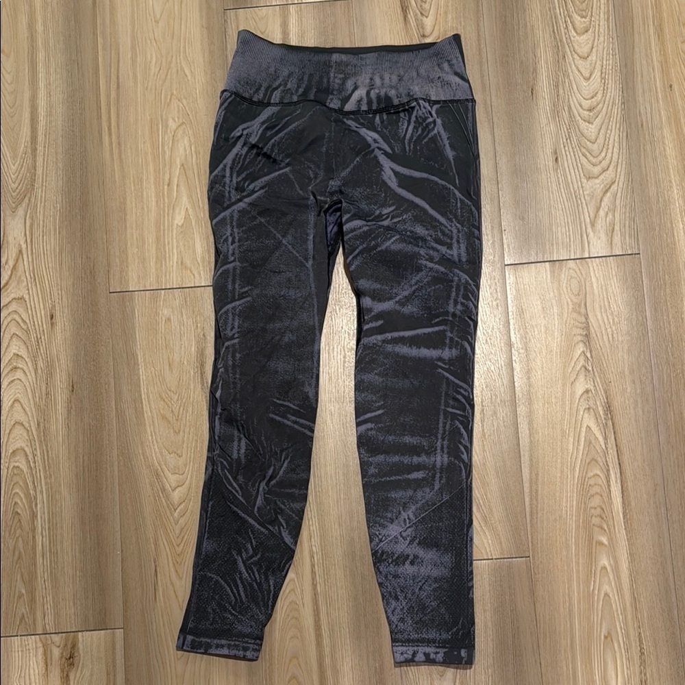 Lululemon Athletica Gray Leggings with Luxurious Texture